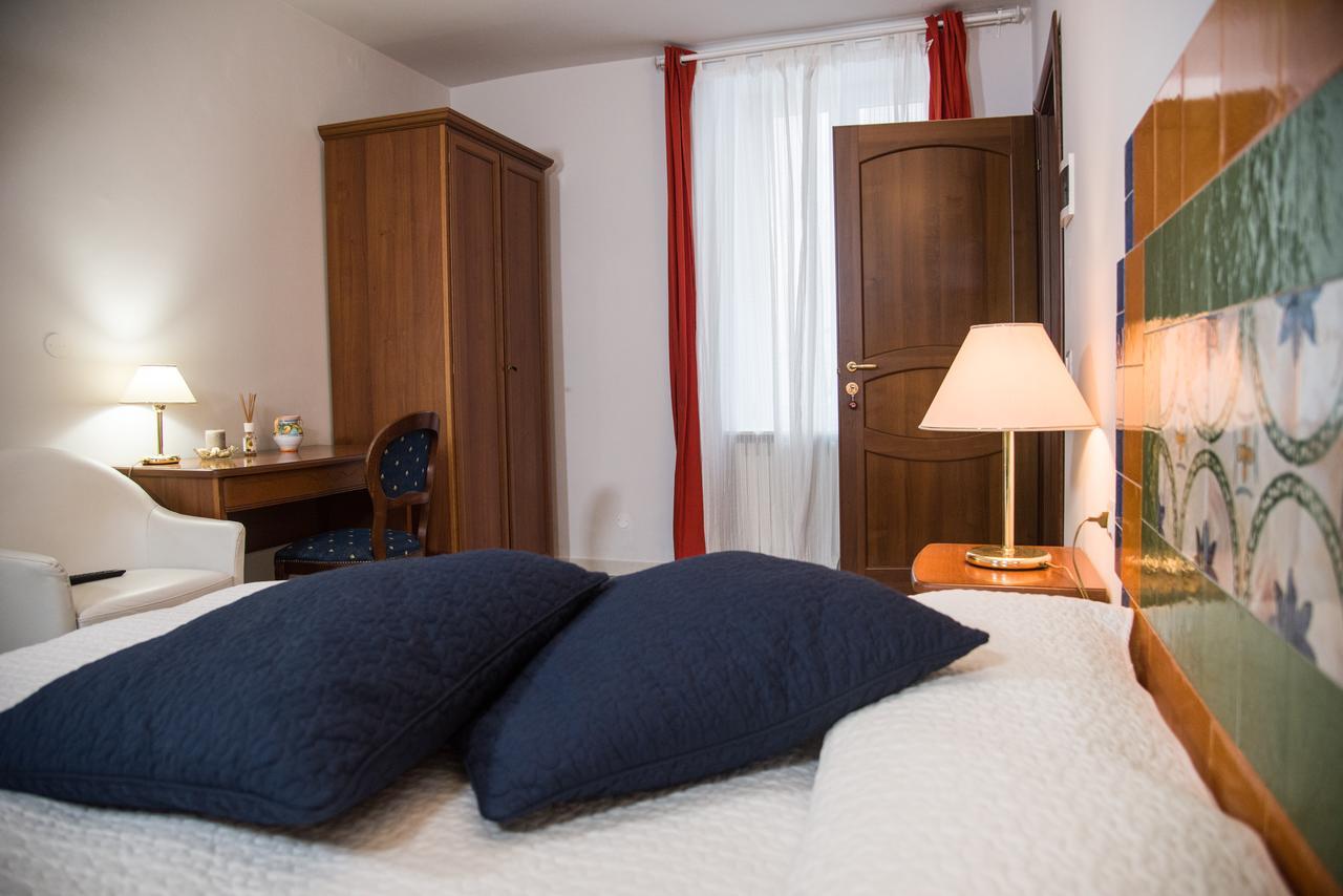 Via Roma 205 Bed & Breakfast Rionero in Vulture Luaran gambar